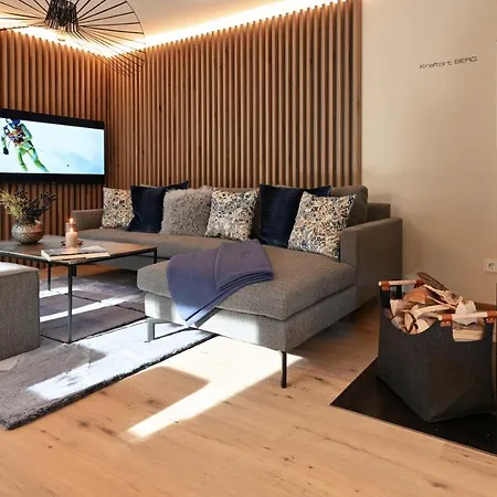 Boutique Alpi Mit Sauna & Kino *