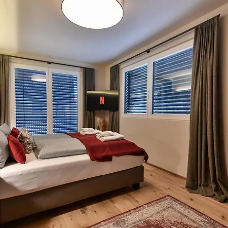 Boutique Alpi Mit Sauna & Kino Holiday home