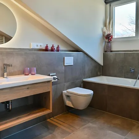 Dom wakacyjny Boutique Alpi - Private Sauna & Cinema *