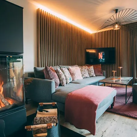펜션 Boutique Alpi - Private Sauna & Cinema 가르미슈파르텐키르헨