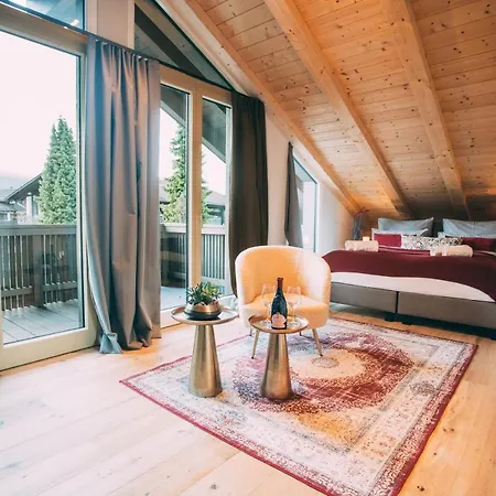 Boutique Alpi - Private Sauna & Cinema Garmisch-Partenkirchen