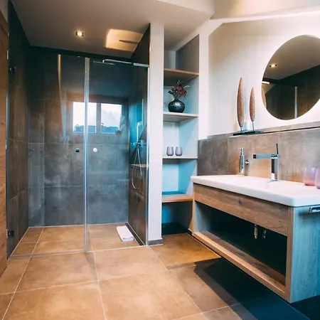 펜션 Boutique Alpi - Private Sauna & Cinema 가르미슈파르텐키르헨