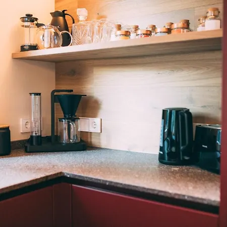 Boutique Alpi - Private Sauna & Cinema *