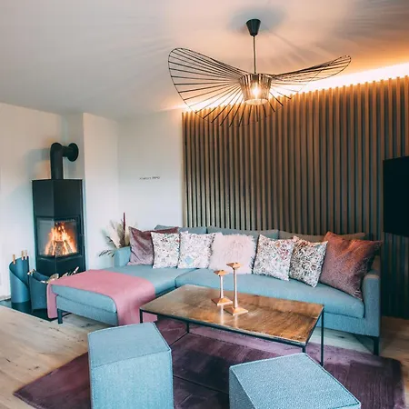 펜션 Boutique Alpi - Private Sauna & Cinema