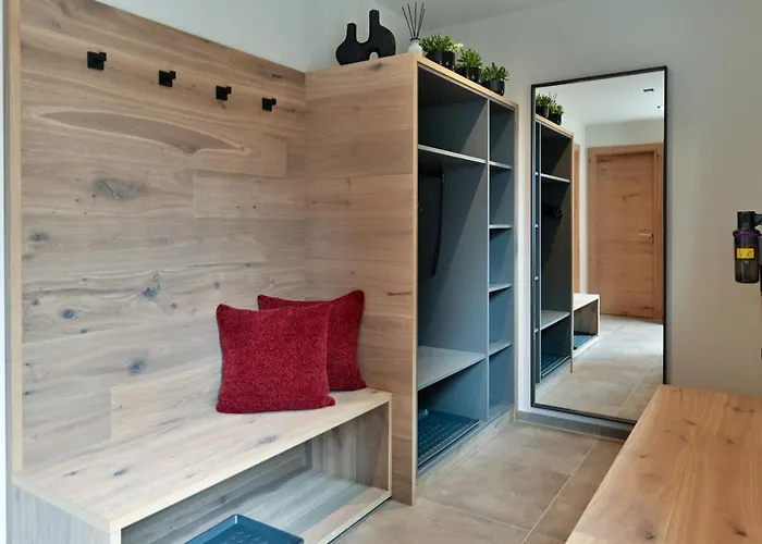 Boutique Alpi - Private Sauna & Cinema Holiday home