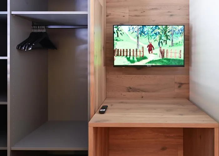 Boutique Alpi - Private Sauna & Cinema