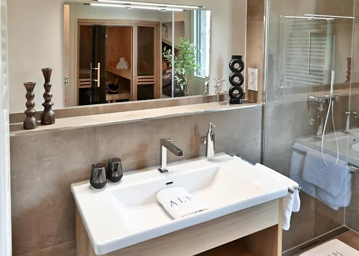 Boutique Alpi - Private Sauna & Cinema Garmisch-Partenkirchen