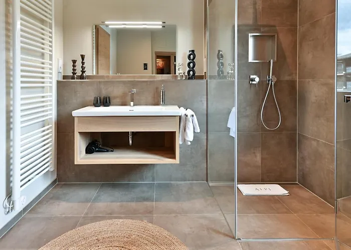 Boutique Alpi - Private Sauna & Cinema Garmisch-Partenkirchen