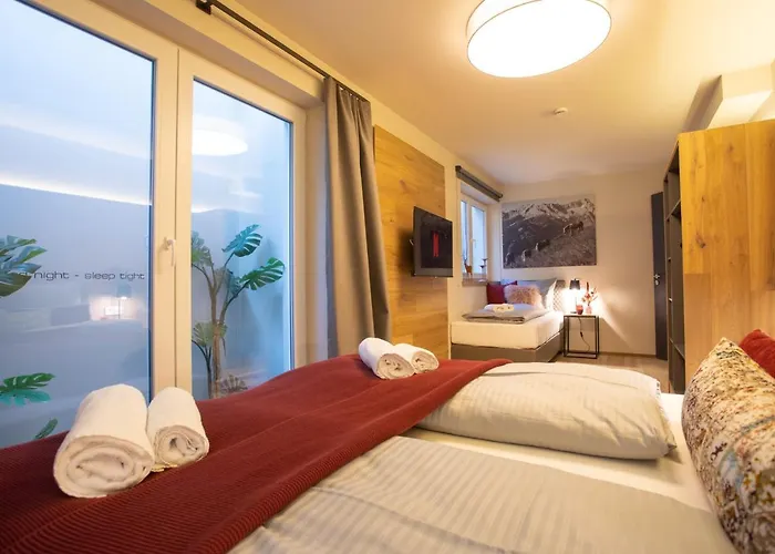 Boutique Alpi - Private Sauna & Cinema Holiday home *